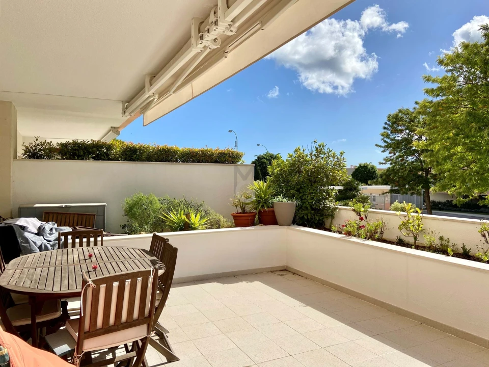 Apartamento T4 para Venda em Carcavelos e Parede Foto 10