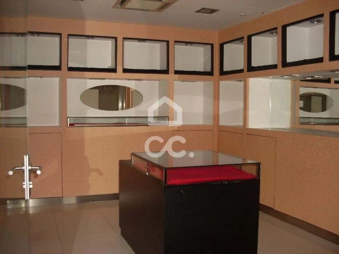 Negócio para Venda em Oliveira, São Paio e São Sebastião Foto 1