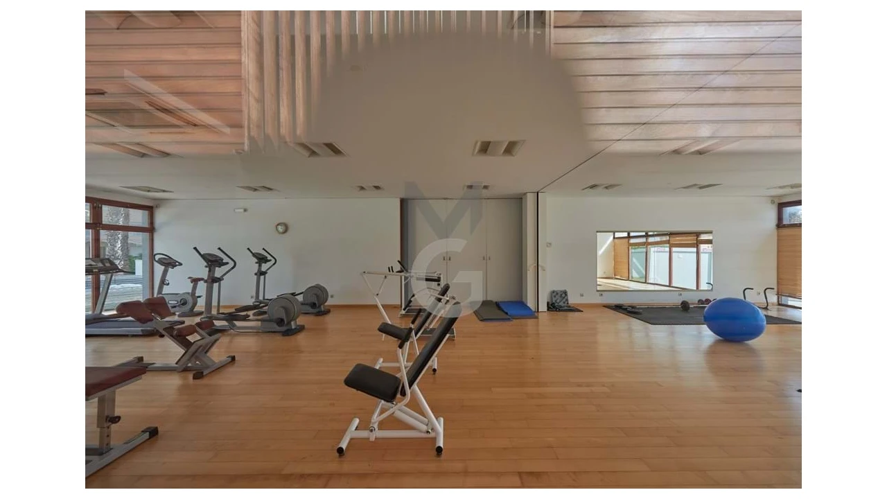 Apartamento T2 para Venda em Carcavelos e Parede Foto 36