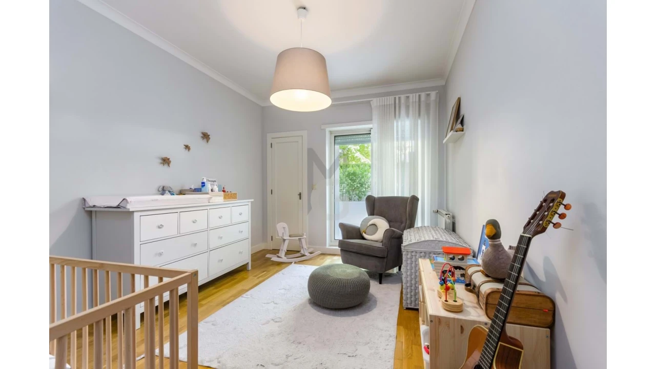 Apartamento T2 para Venda em Carcavelos e Parede Foto 23