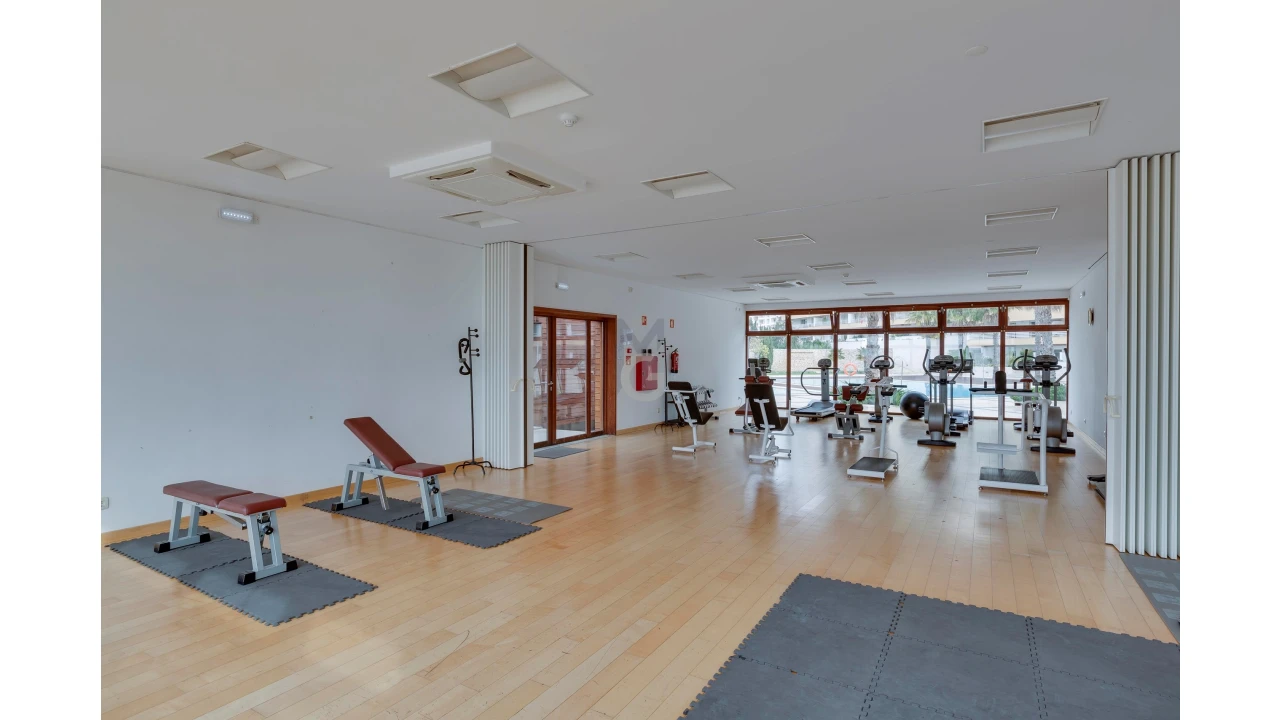 Apartamento T2 para Venda em Carcavelos e Parede Foto 37