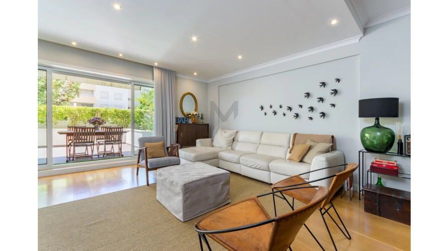 Apartamento T2 para Venda em Carcavelos e Parede Foto 1