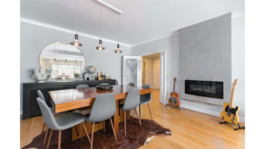 Apartamento T2 para Venda em Carcavelos e Parede Foto 8