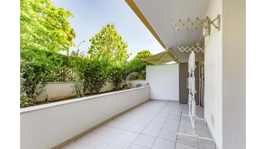 Apartamento T2 para Venda em Carcavelos e Parede Foto 30