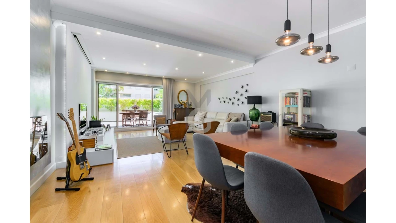 Apartamento T2 para Venda em Carcavelos e Parede Foto 5