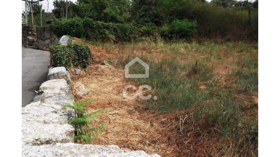 Terreno para Venda em Urgezes Foto 4