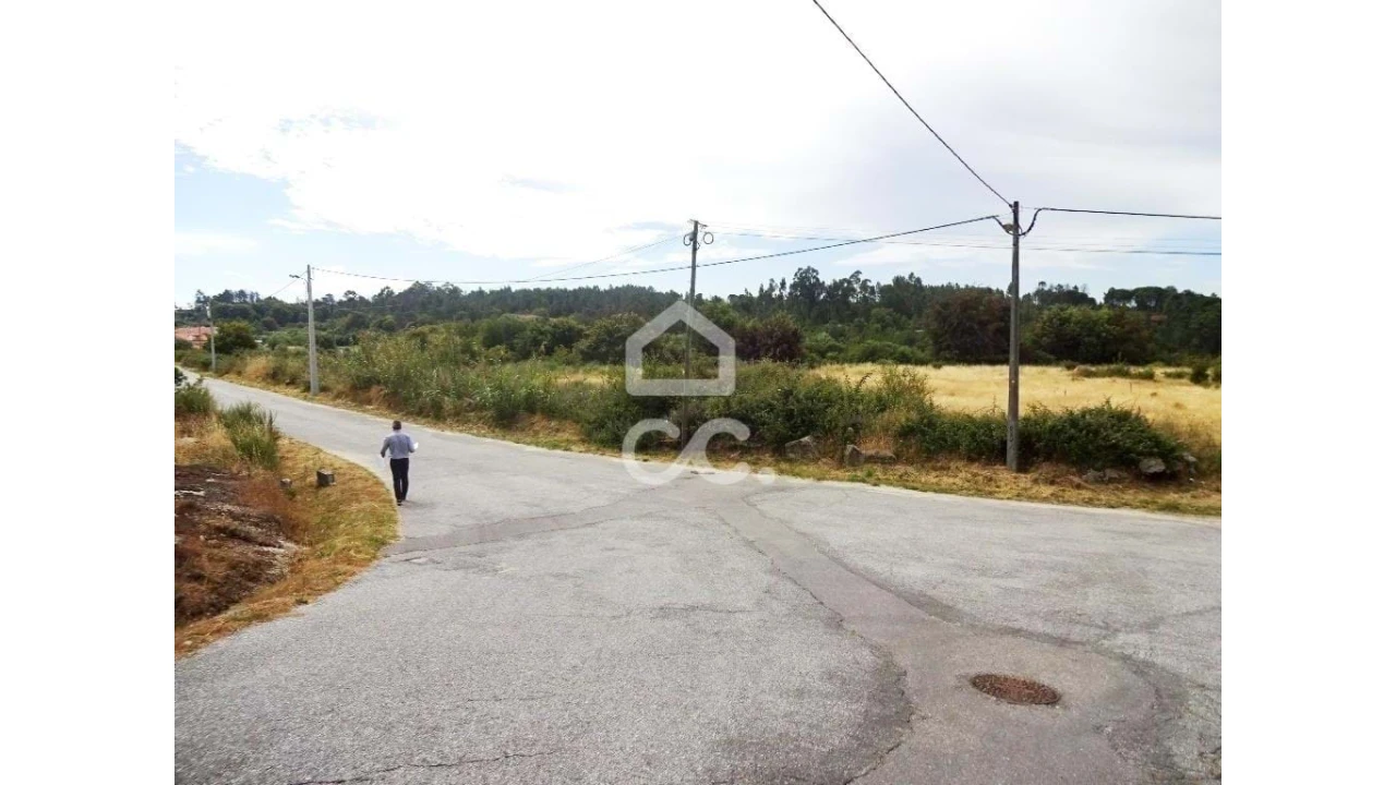 Terreno para Venda em Repeses e São Salvador Foto 2