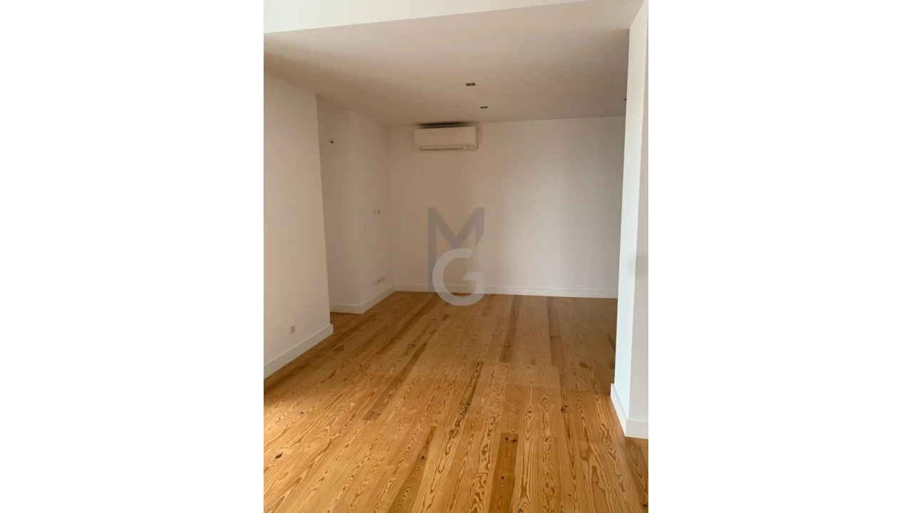 Apartamento T3 para Venda em Cascais e Estoril Foto 9