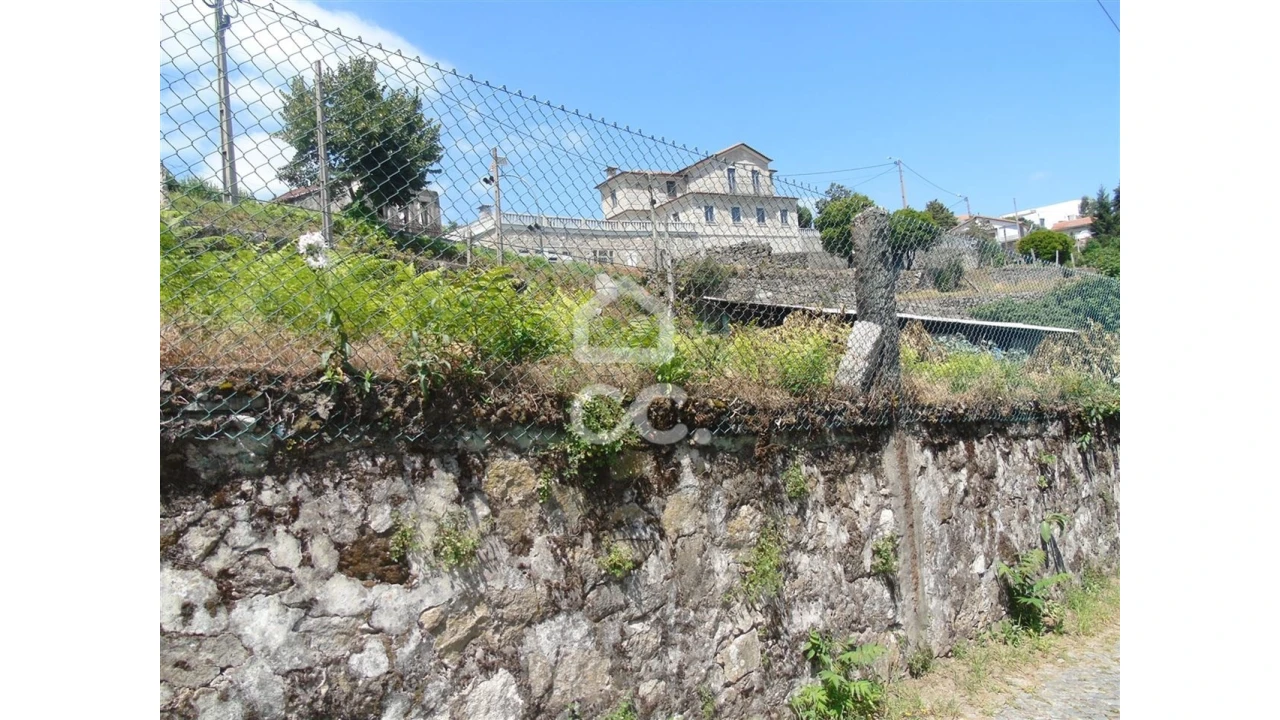 Terreno para Venda em Gonça Foto 4