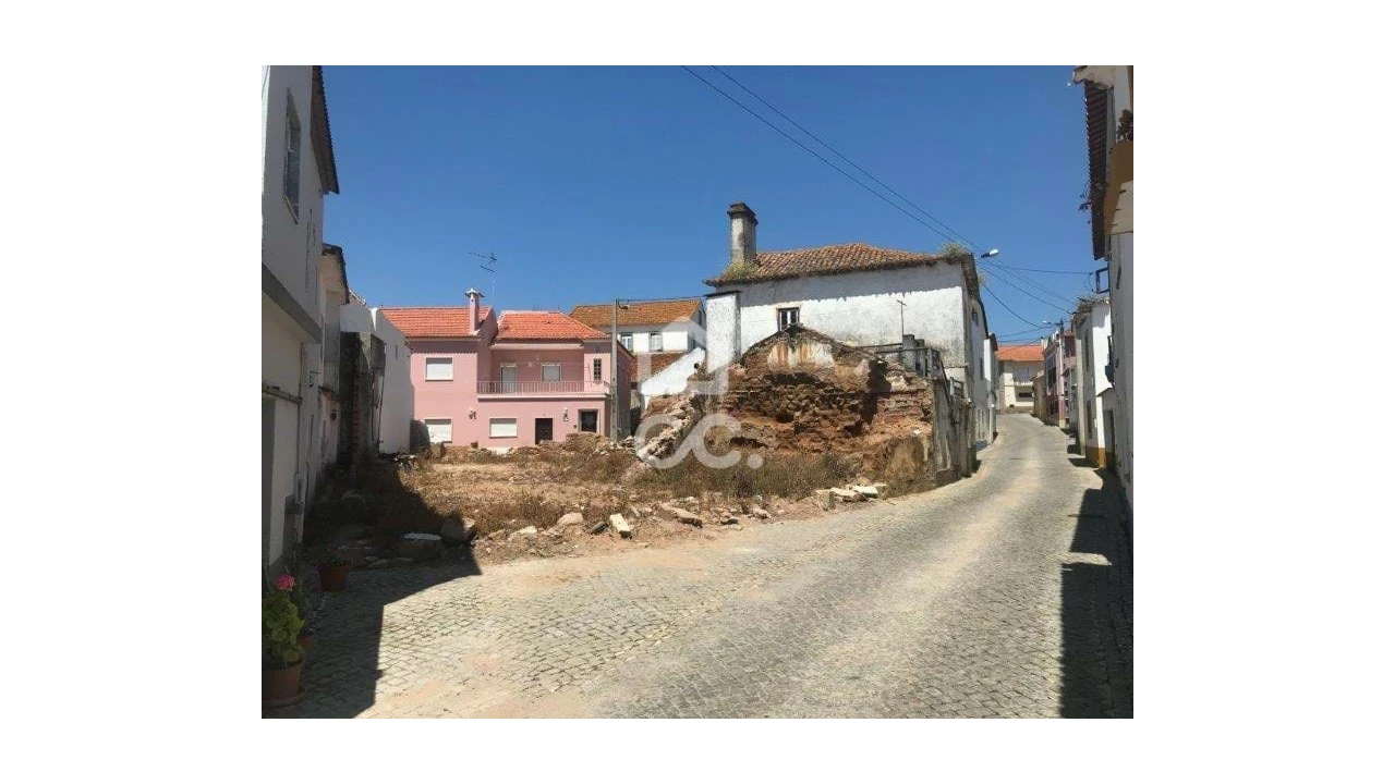 Terreno para Venda em Peral Foto 1