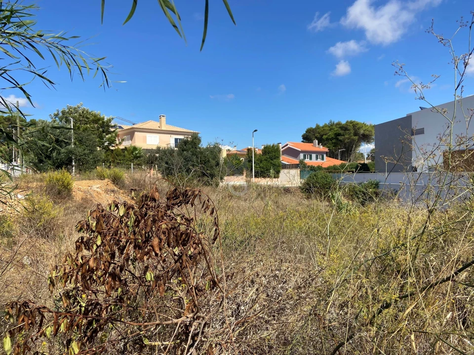Terreno para Venda em Cascais e Estoril Foto 2