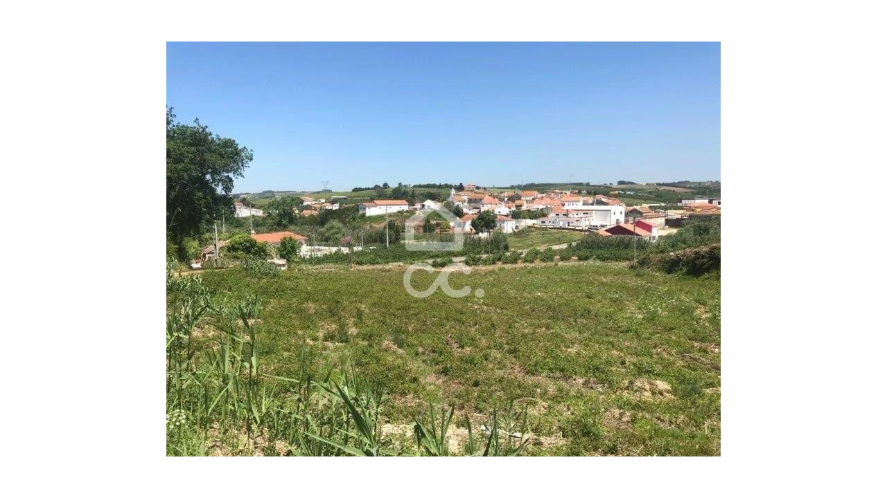 Terreno para Venda em Peral Foto 1