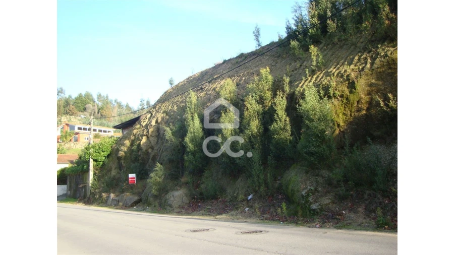 Terreno para Venda em Riba de Ave Foto 2
