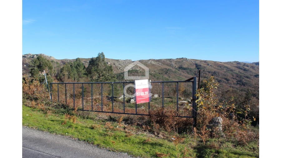 Terreno para Venda em Moreira do Rei e Várzea Cova