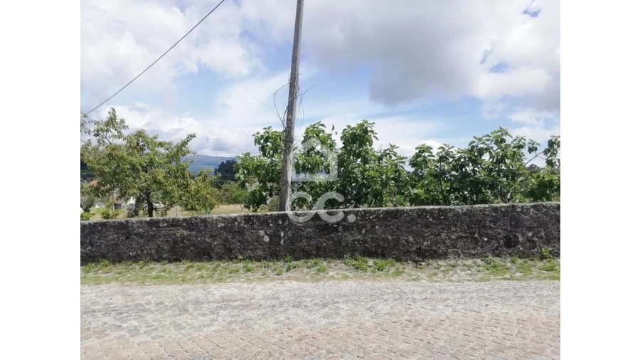 Terreno para Venda em São Vicente de Lafões Foto 3