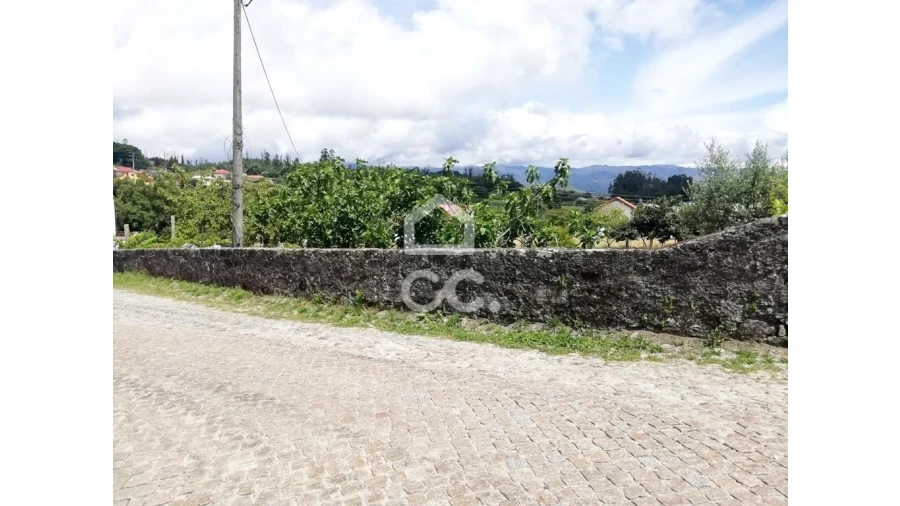 Terreno para Venda em São Vicente de Lafões Foto 4