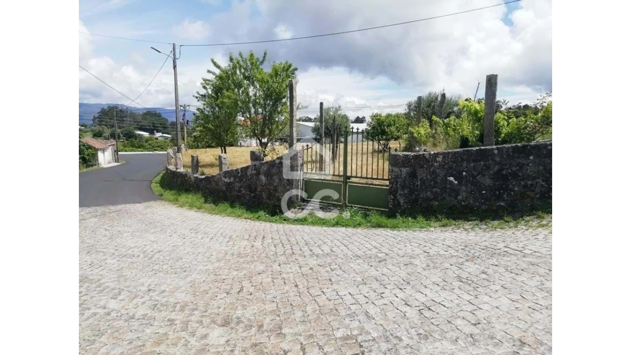 Terreno para Venda em São Vicente de Lafões Foto 4