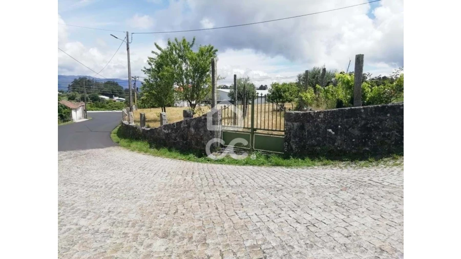 Terreno para Venda em São Vicente de Lafões Foto 4