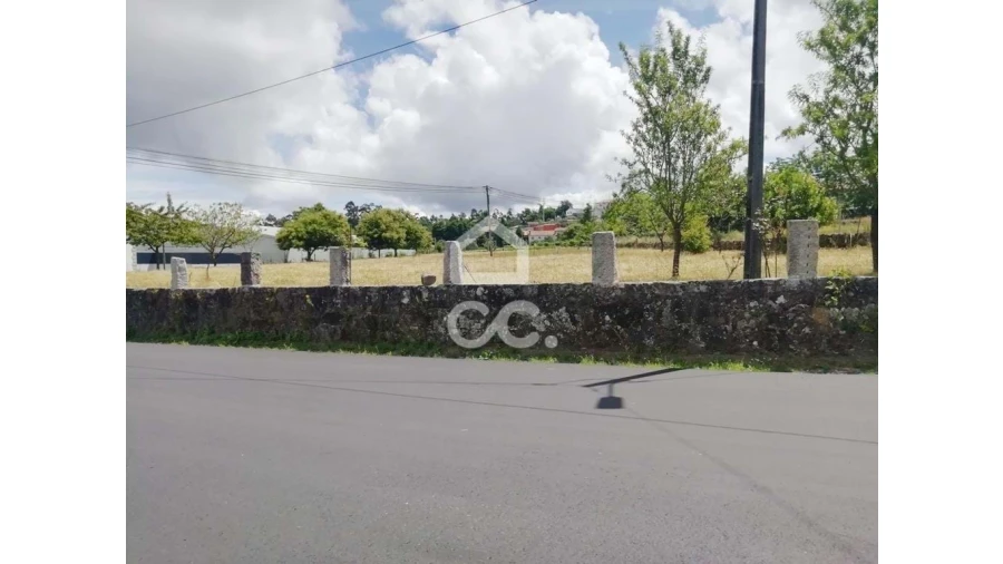 Terreno para Venda em São Vicente de Lafões