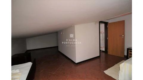 Apartamento T3 para Venda em Albufeira e Olhos de Água