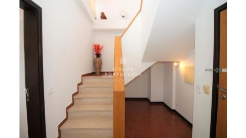 Apartamento T3 para Venda em Albufeira e Olhos de Água