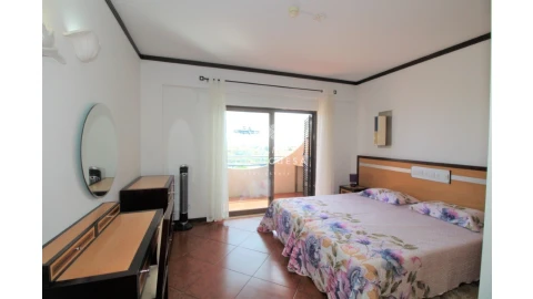 Apartamento T3 para Venda em Albufeira e Olhos de Água