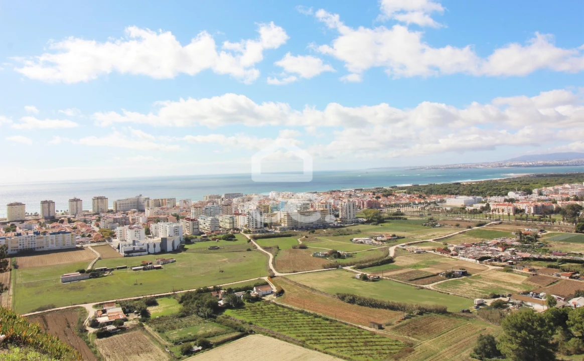 Terreno para Venda em Caparica e Trafaria Foto 4