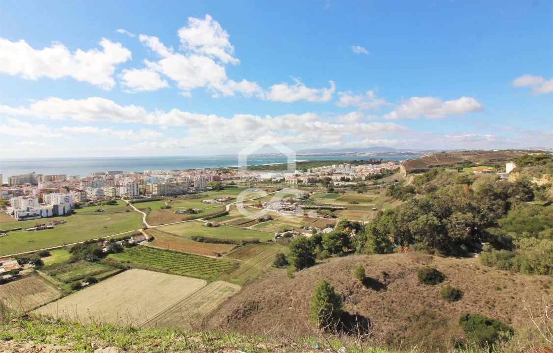 Terreno para Venda em Caparica e Trafaria Foto 4