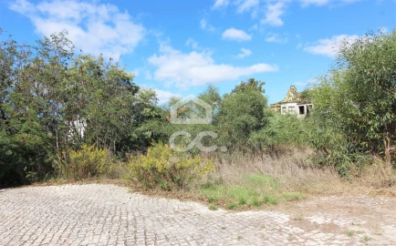 Terreno para Venda em Caparica e Trafaria