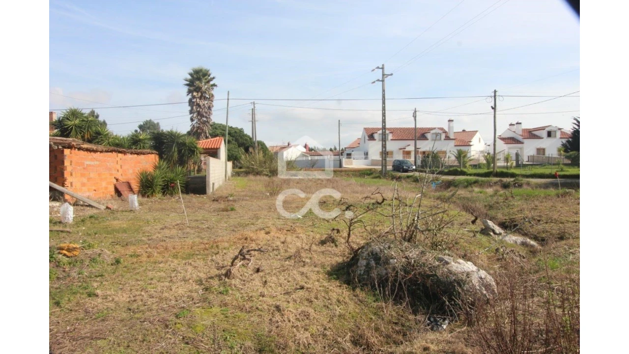 Terreno para Venda em Reguengo Grande Foto 1