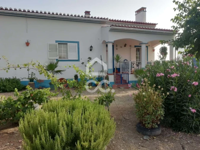Quinta T3 para Venda em Beja (Santiago Maior e São João Baptista) Foto 2