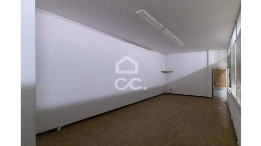 Negócio para Venda em Azurem Foto 2