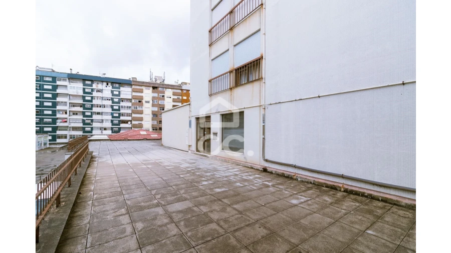 Negócio para Venda em Azurem Foto 4