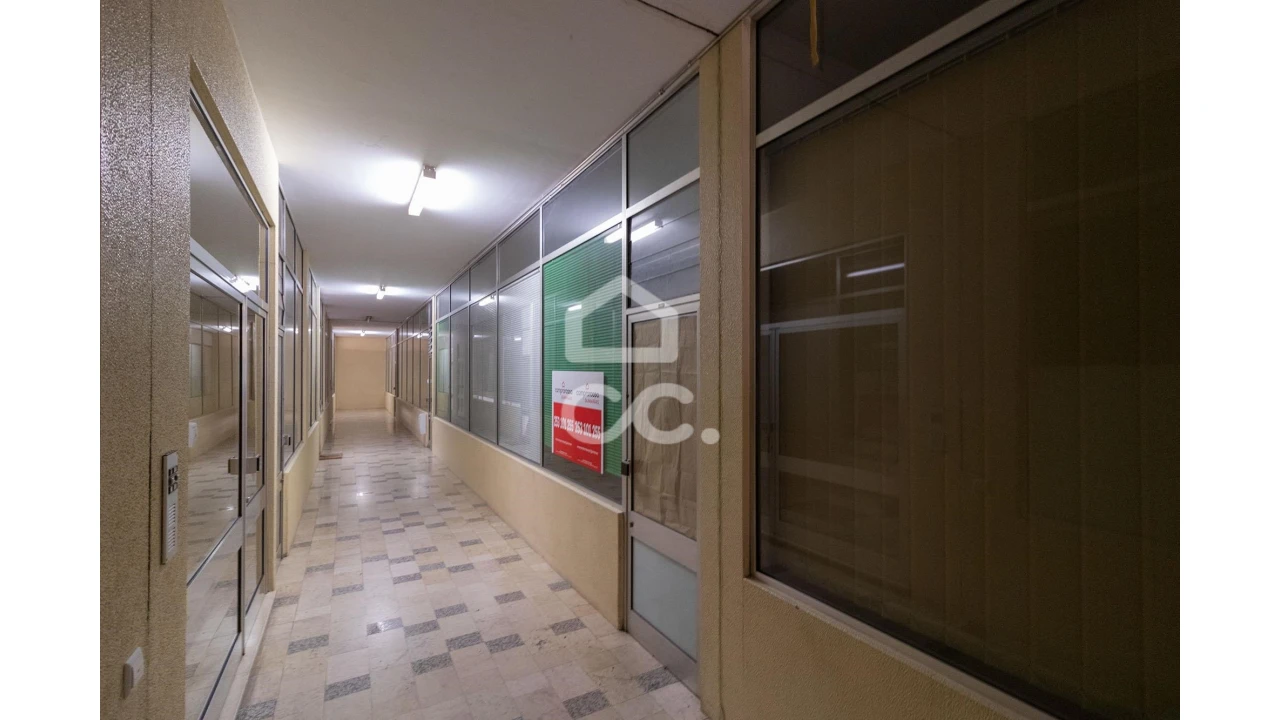 Negócio para Venda em Azurem Foto 1