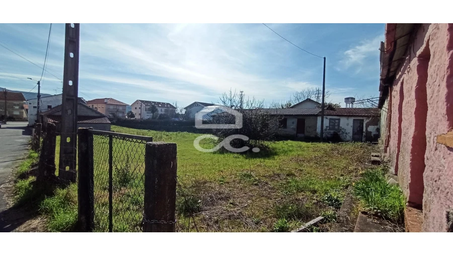 Moradia para Venda em Medelo Foto 11