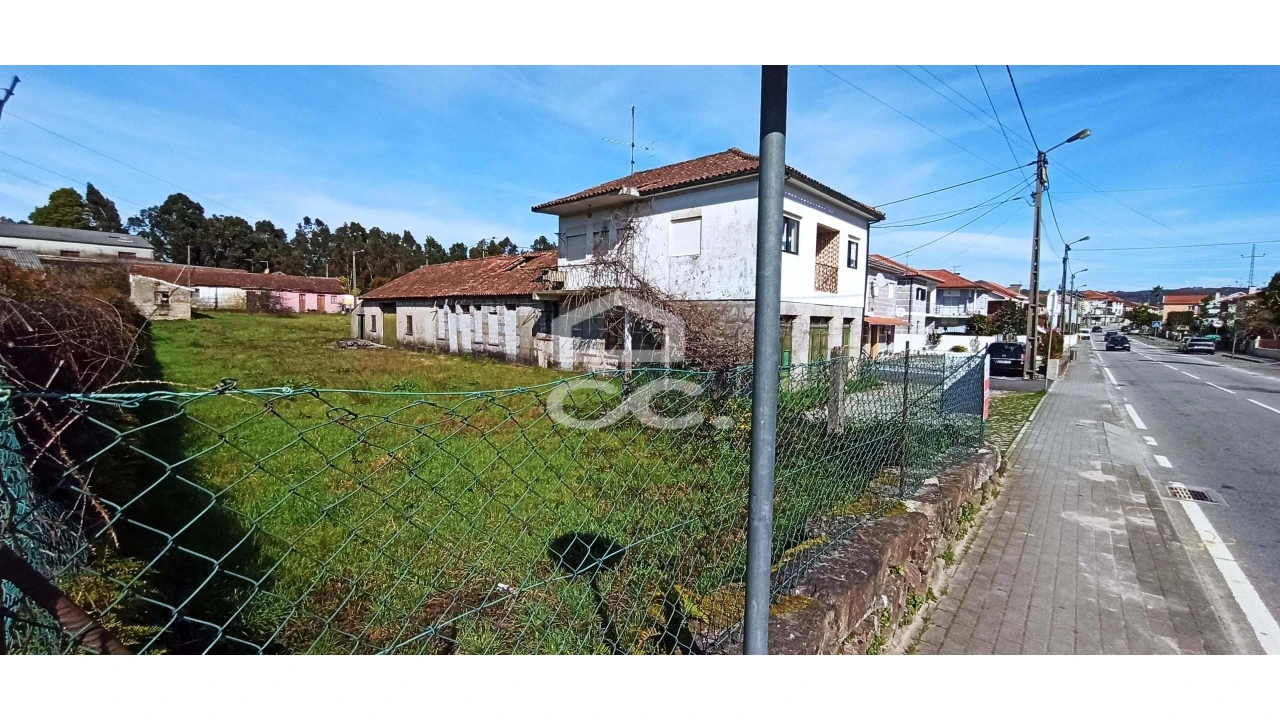 Terreno para Venda em Medelo Foto 2