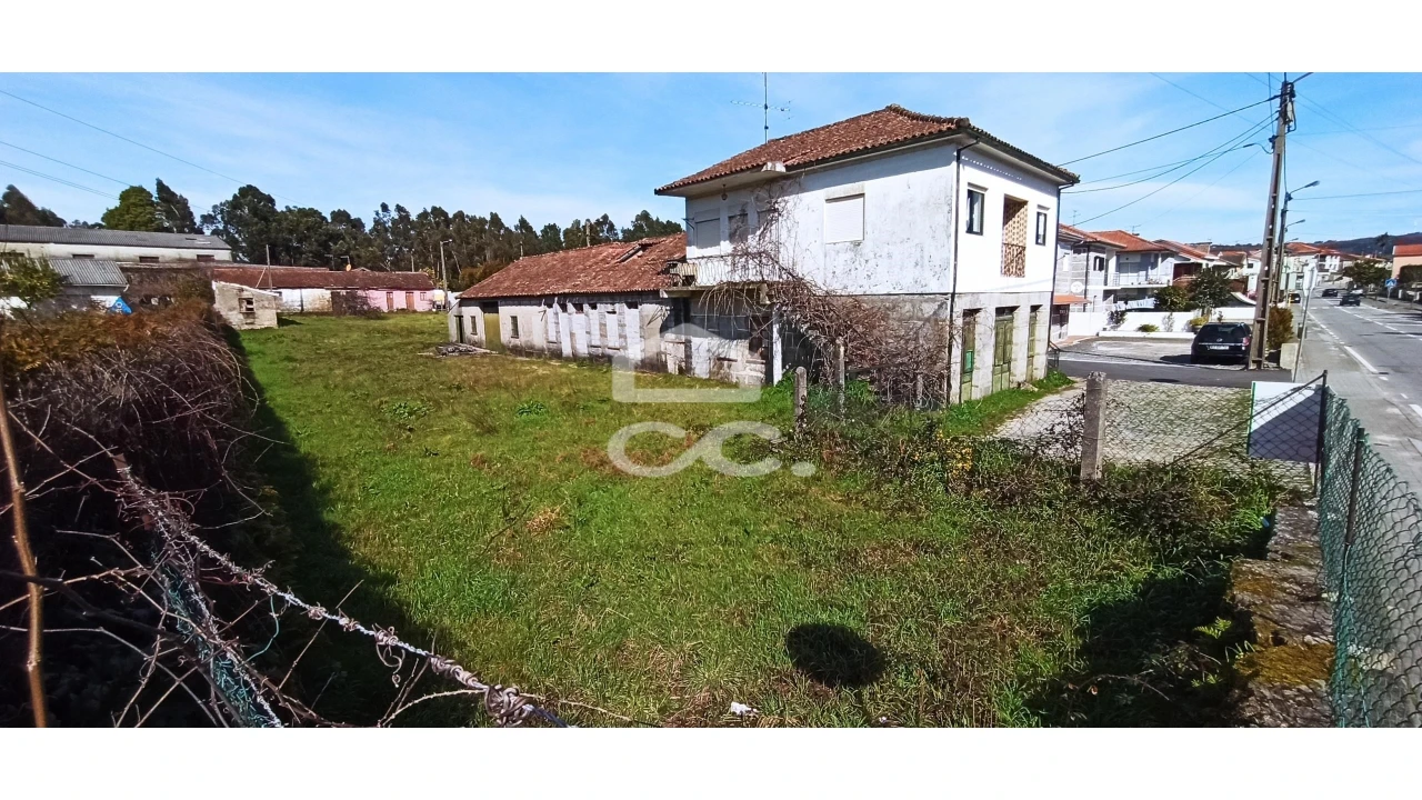 Terreno para Venda em Medelo Foto 1