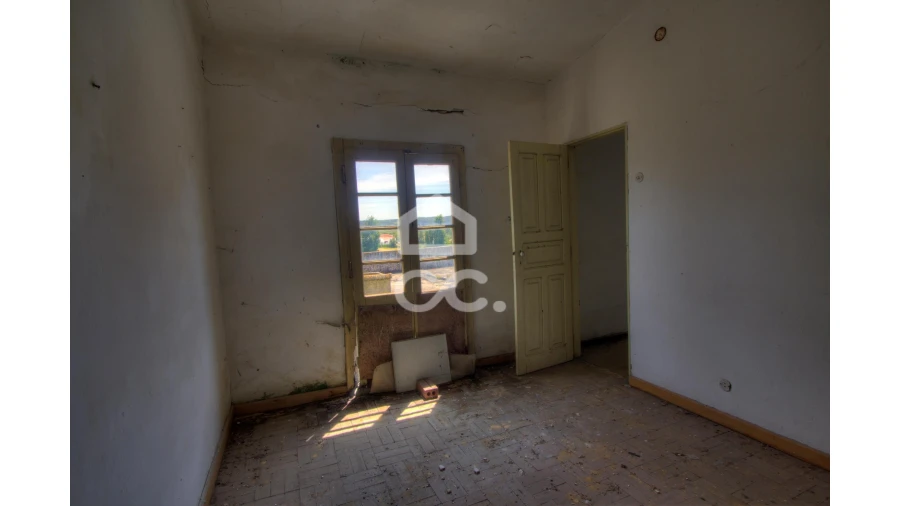 Armazém para Venda em Moita dos Ferreiros Foto 12