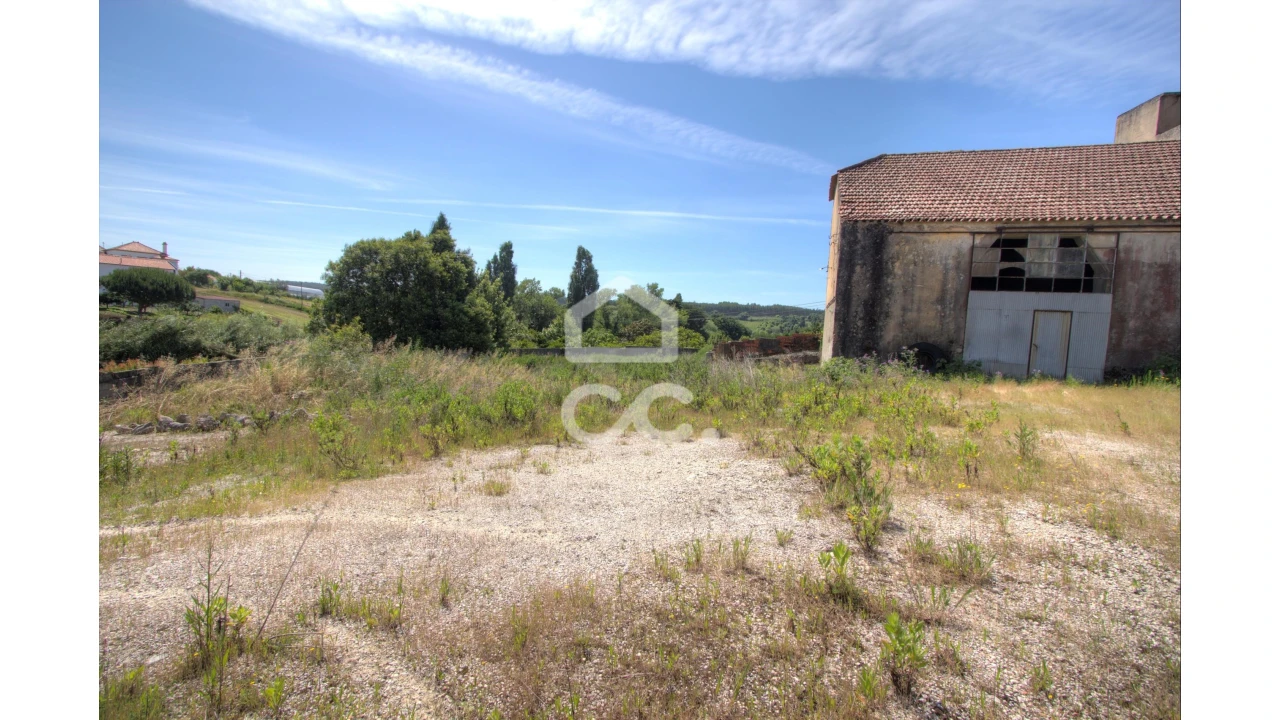 Armazém para Venda em Moita dos Ferreiros Foto 8