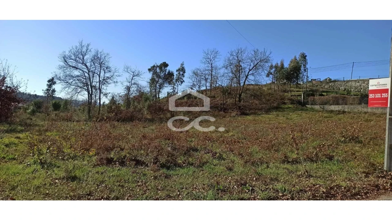 Terreno para Venda em Estorãos Foto 1