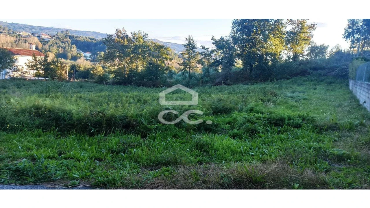 Terreno para Venda em Estorãos Foto 6