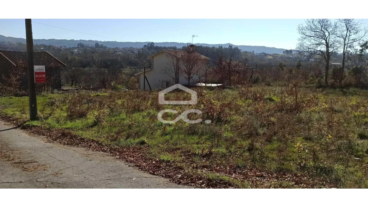 Terreno para Venda em Estorãos Foto 2