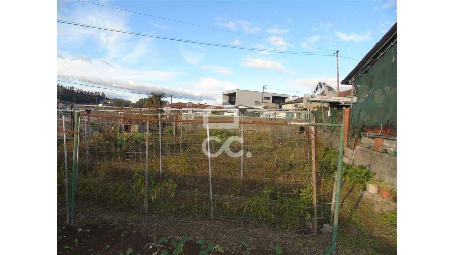 Moradia T2 para Venda em Candoso (São Martinho) Foto 3