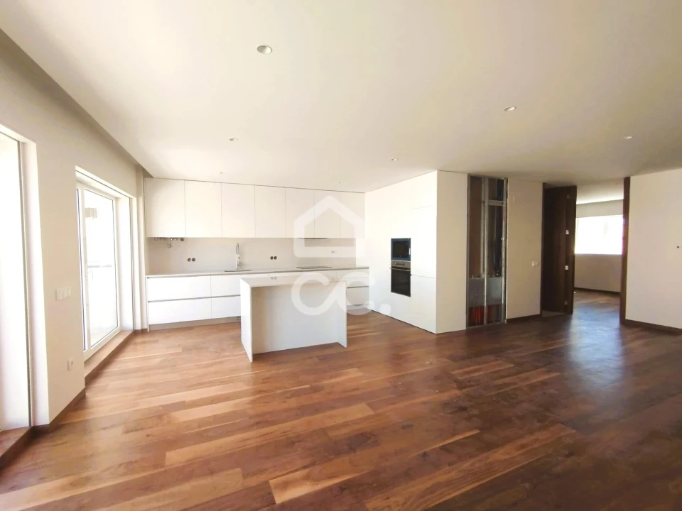 Apartamento T3 para Venda em Póvoa de Varzim, Beiriz e Argivai Foto 1