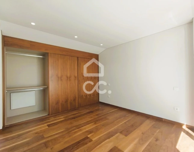Apartamento T3 para Venda em Póvoa de Varzim, Beiriz e Argivai Foto 5