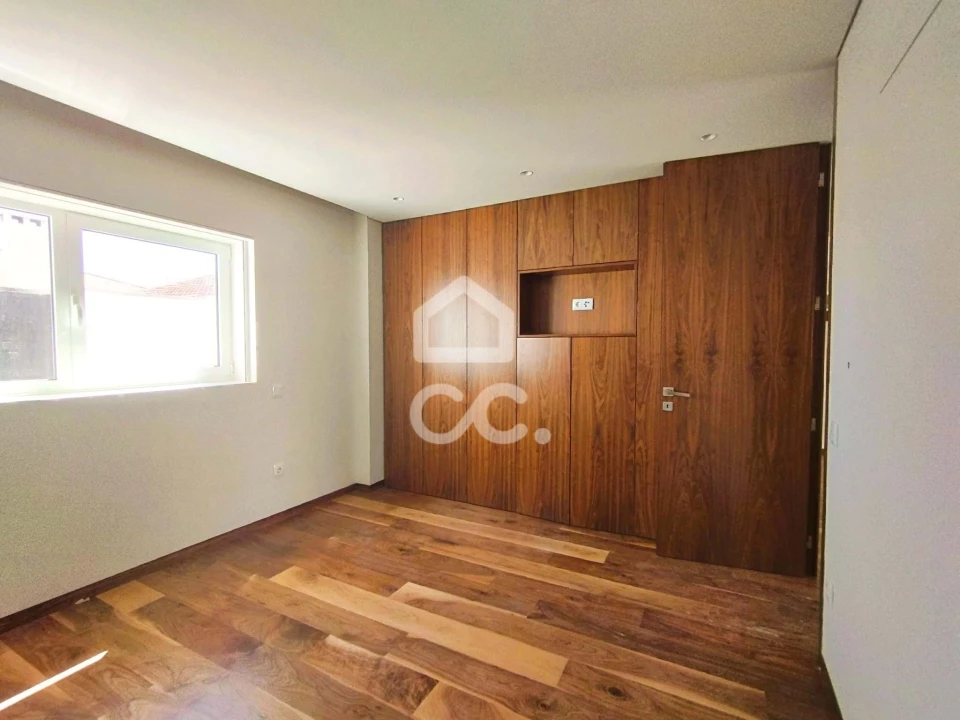 Apartamento T3 para Venda em Póvoa de Varzim, Beiriz e Argivai Foto 2