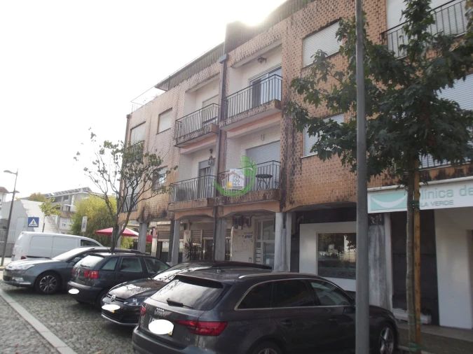 Apartamento T2 para Venda em Vila Verde e Barbudo Foto 2
