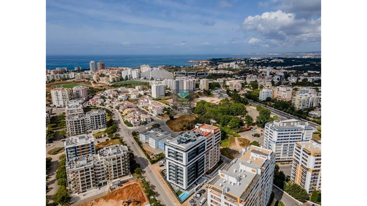 Apartamento T2 para Venda em Portimão Foto 19