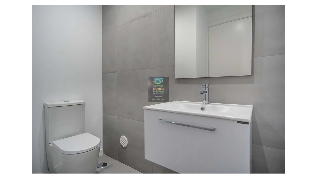 Apartamento T2 para Venda em Portimão Foto 9