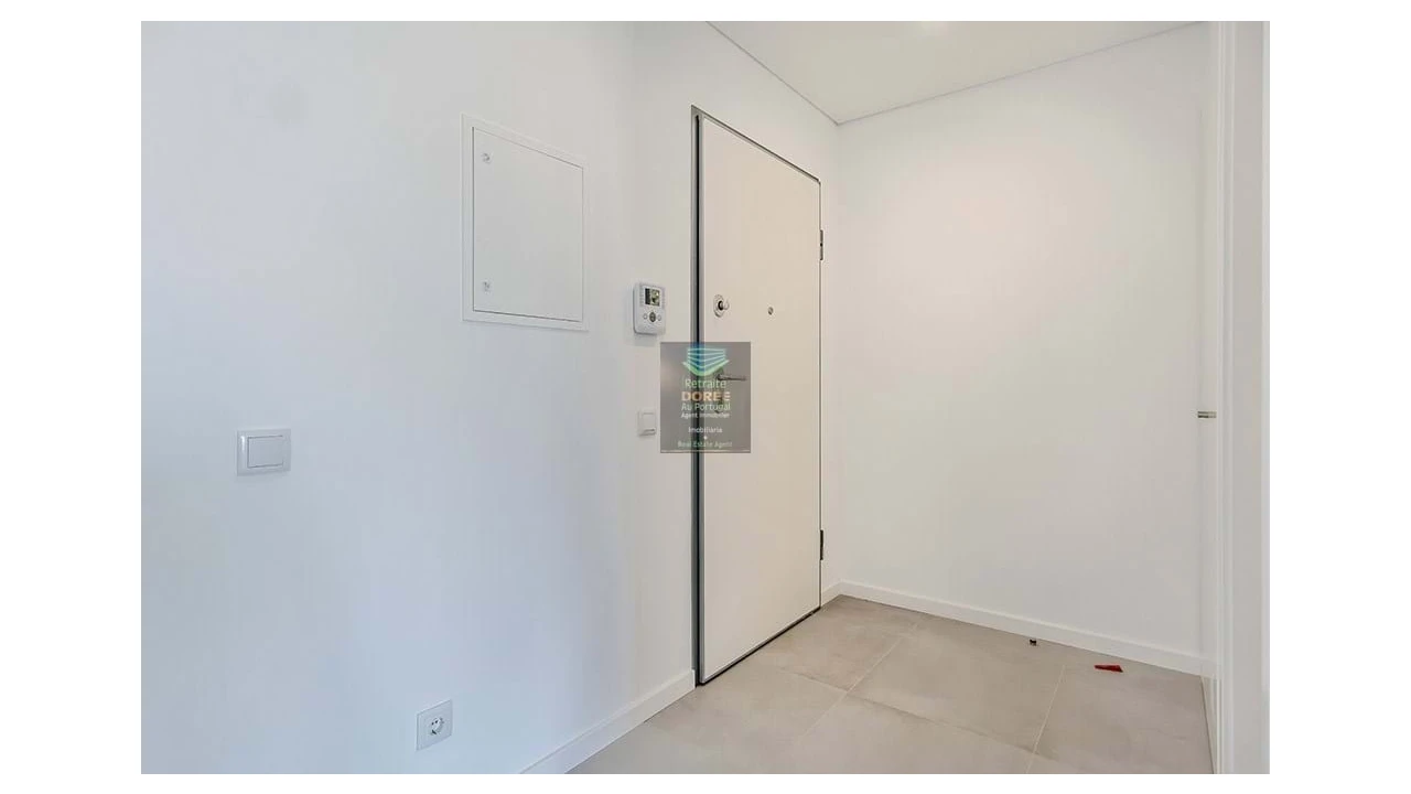 Apartamento T2 para Venda em Portimão Foto 18